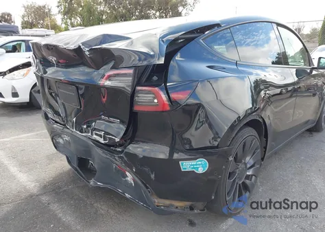 2021 Tesla Model Y Performance Dual Motor All-Wheel Drive from USA, damaged, VIN 5YJYGDEF8MF151310